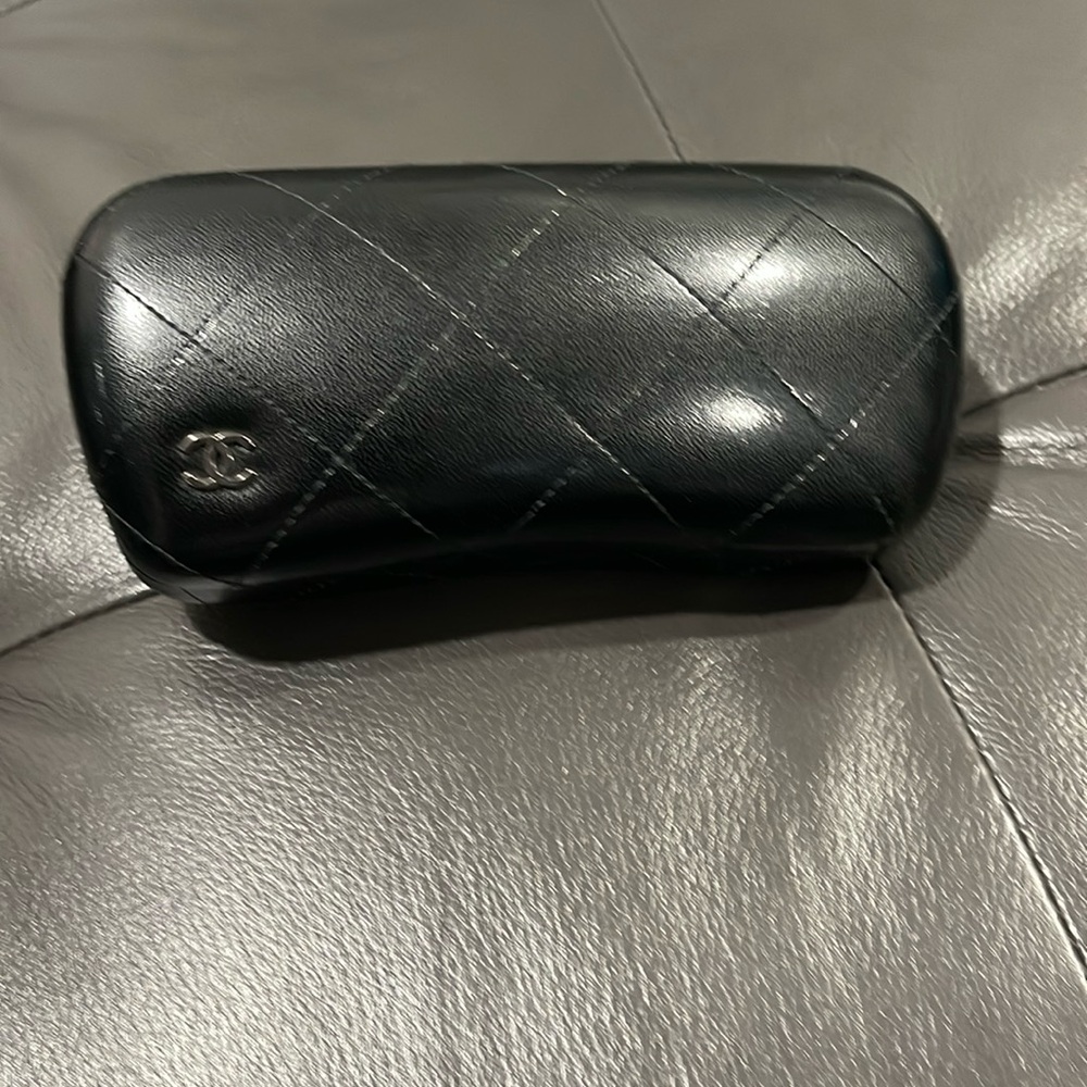 CLEARANCE 🔥🔥 
Authentic CHANEL eyeglass case